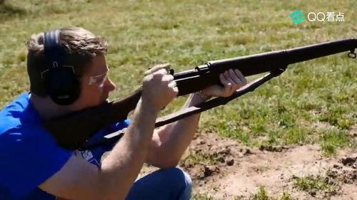 爆料视频玩枪的人是谁啊,爆料视频揭示神秘人物  第1张