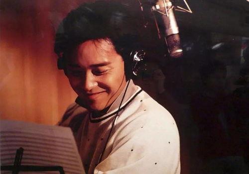 娱乐吃瓜君张国荣,娱乐吃瓜界的永恒传奇  第2张